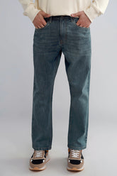 Straight Jeans